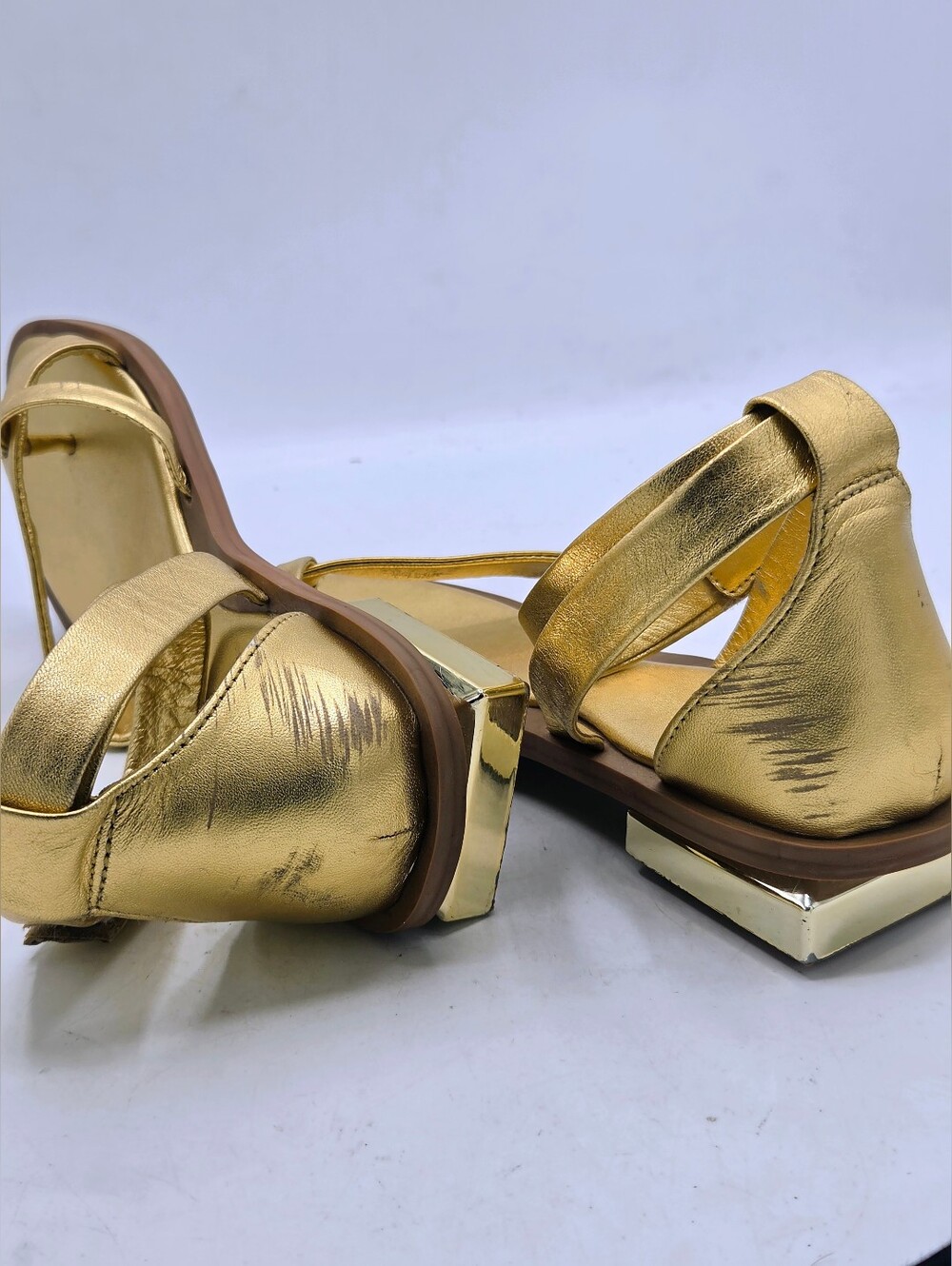 Franco Sarto Gold Metallic Parker Square Toe Flat Sandals Size 8.5M - Picture 8 of 16
